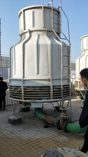 液冷服务器中的冷却塔是什么