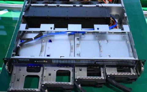 哪些服务器支持搭载Intel Core i9处理器？