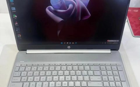 如何找到并下载适用于惠普星15的软件？