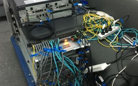 如何正确开启本地连接的服务器？