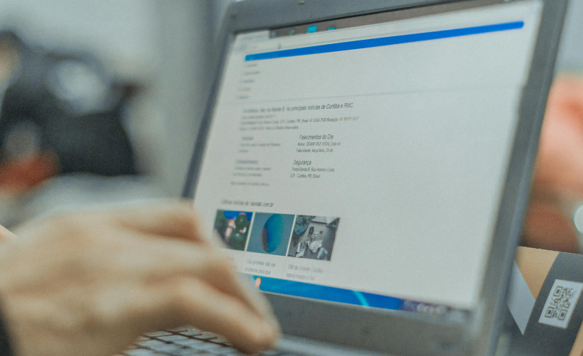 如何找到戴尔电脑上的Windows 10系统文件？