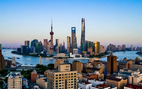 上海网站推广服务哪家专业？如何提升本地企业线上曝光？