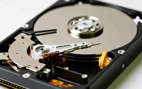 CentOS 7新硬盘如何分区并挂载到指定目录？