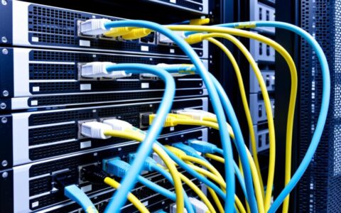 CentOS如何基于端口号设置策略路由指定网关？